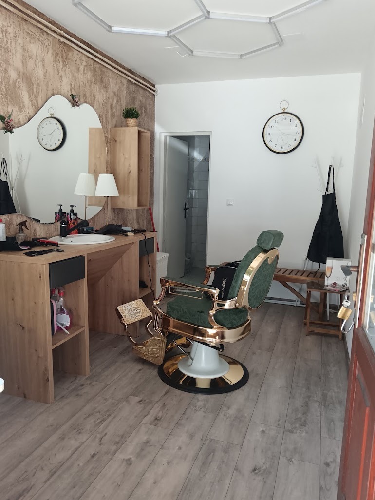 Izdajem lokal na Banjici - Lokal Beograd (Voždovac), Voždovac, Beograd - slika 1