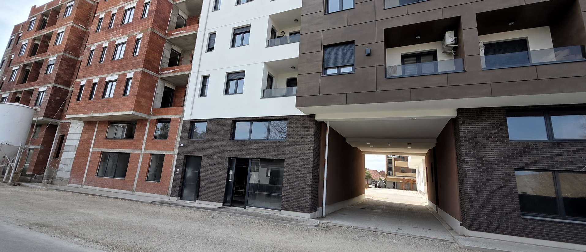 Nov Poslovni prostor 120m2 Stara Pazova - thumbnail 2